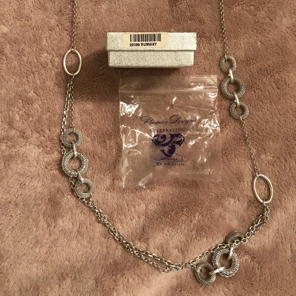 Premier Runway Belt